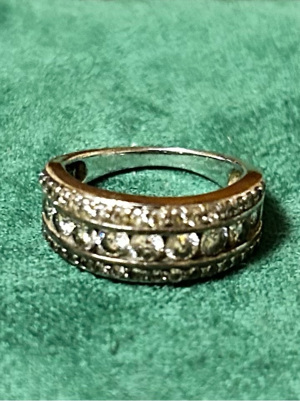 Elegant Silver-Tone Crystal Pavé Women's Band - Silver - Picture 3 of 9